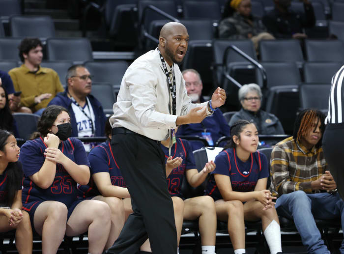 Montgomery vs Oakland CIF D5 Final March 8, 2024 Photo-Dennis Lee04